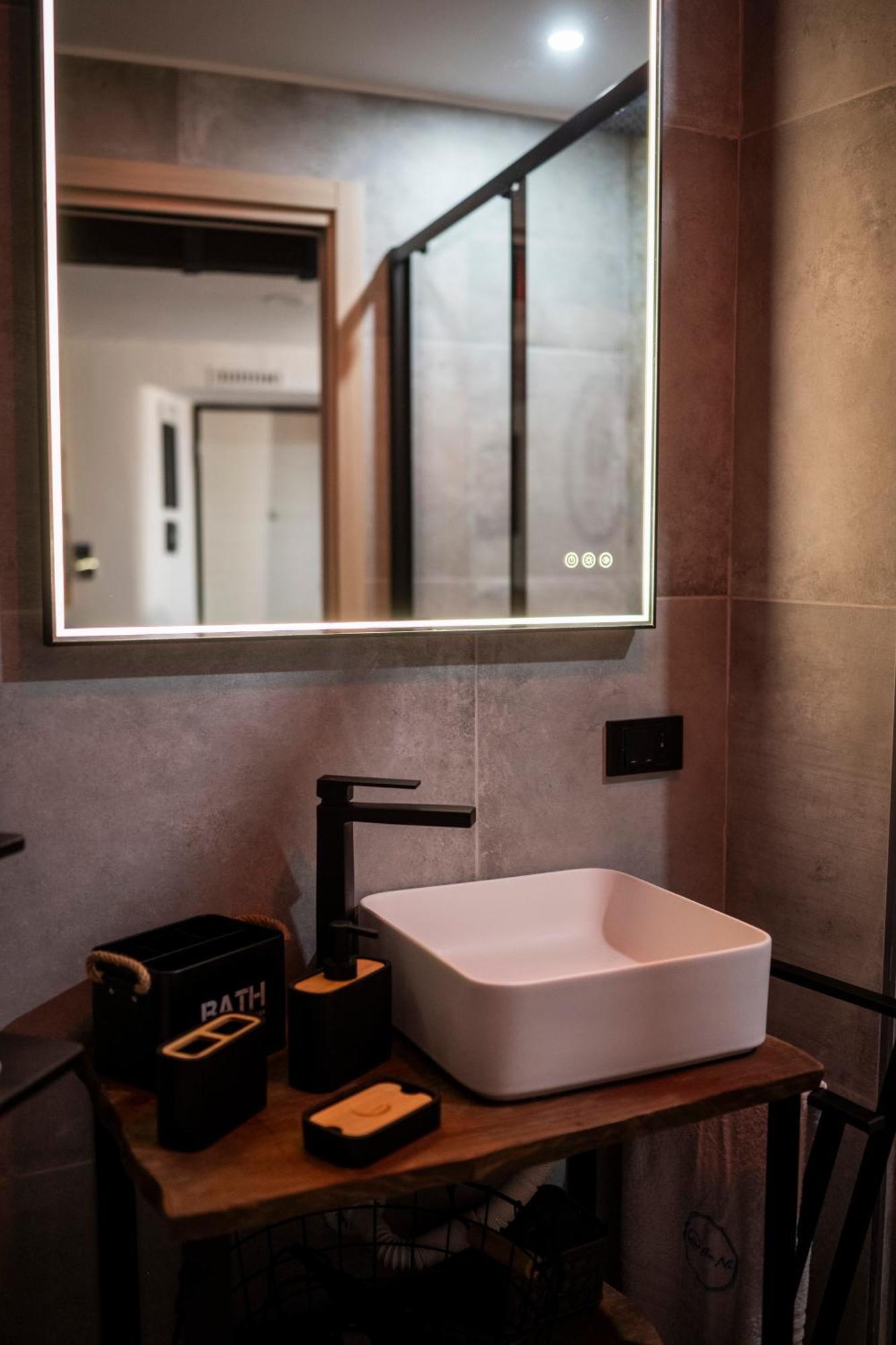 Anni Apartment Салерно Екстер'єр фото