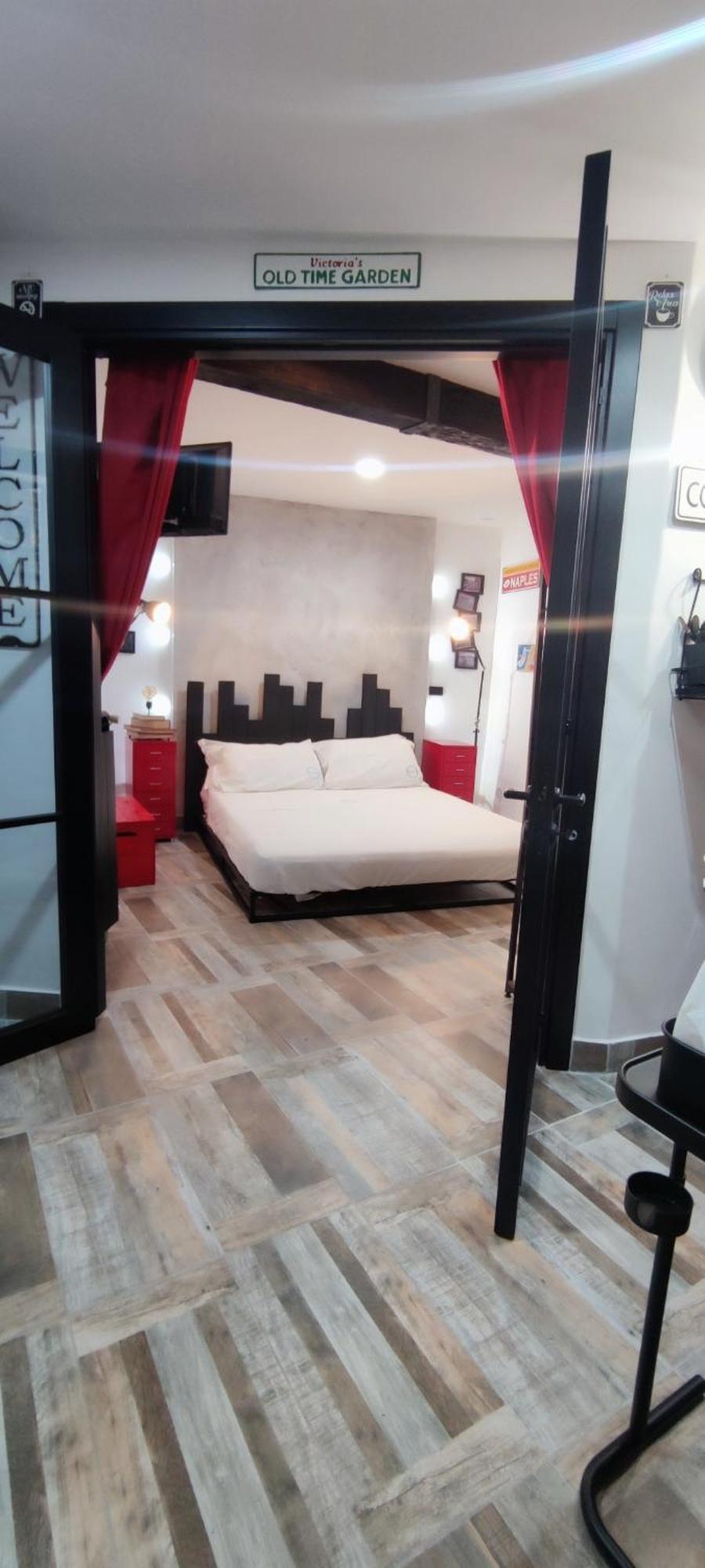 Anni Apartment Салерно Екстер'єр фото